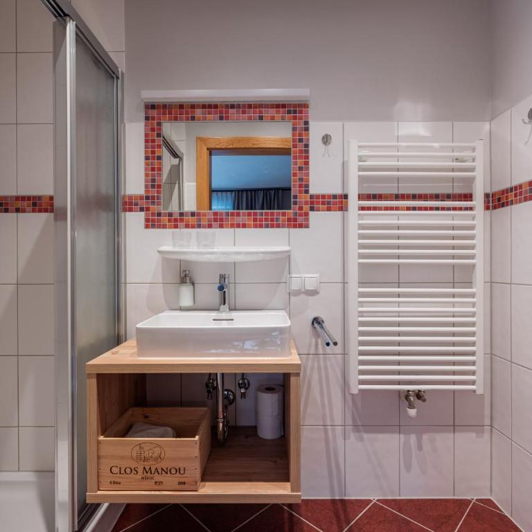 Julius Appartements & Zimmer - Apartment mit 2 Schlafzimmern mit Balkon und Terrasse - 38