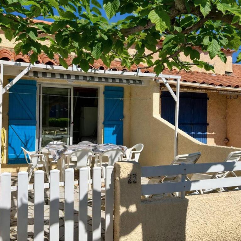 Maison de vacances climatisé que sejour, résidence securisee MAS DE LA PLAGE, terrasse Sud, 5 couchages -250M DE LA PLAGE -PORTIRAGNES PLAGE LRMP27 - Maison de Vacances - 1