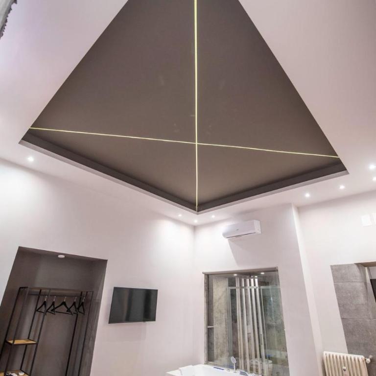 Assarotti Luxury Suite - Camera Queen Superior - 11
