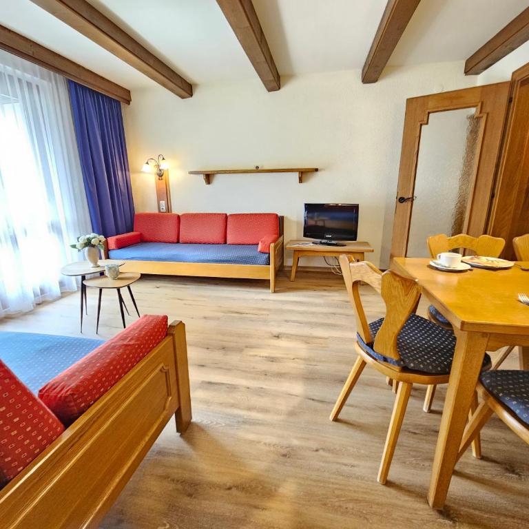 Alpenlandhof - Apartment mit 1 Schlafzimmer, Balkon und Bergblick - 5