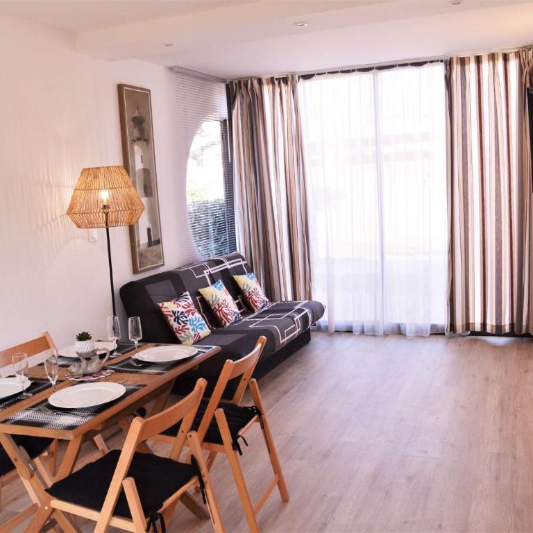 Appart 2 pièces 4 couchages PORT LEUCATE NATURISME PL010-0843 - Appartement 1 Chambre - 2