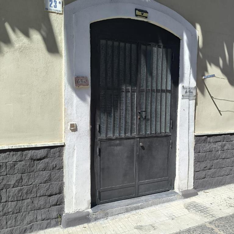 La Nica - Two-Bedroom House - 11