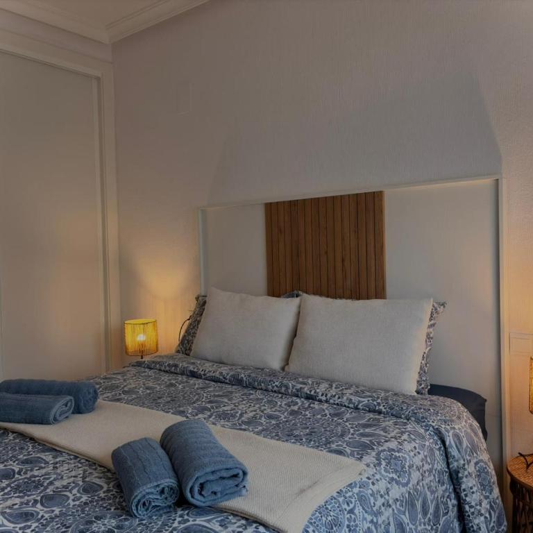 Serenity Oasis Apartment - Two-Bedroom Apartment - 11