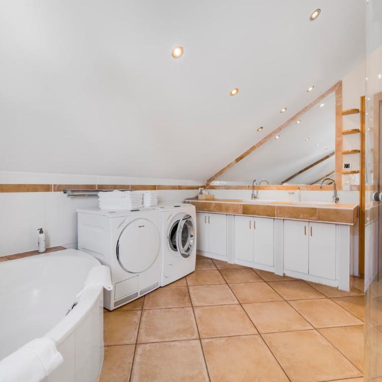 Holiday Apartments by Das Grüne Hotel zur Post - 100 % BIO & Villa Ceconi - Penthouse Apartment - including roof top - 9