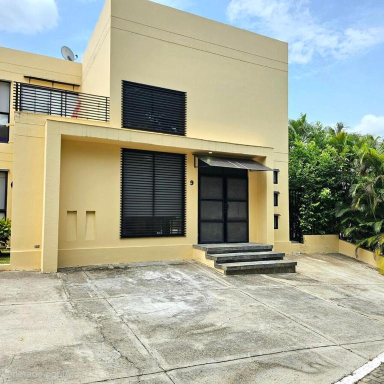 Casa con piscina privada en Lagos del Peñon - Casa de 4 dormitorios - 11