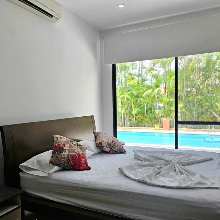 Casa con piscina privada en Lagos del Peñon - Casa de 4 dormitorios - 13