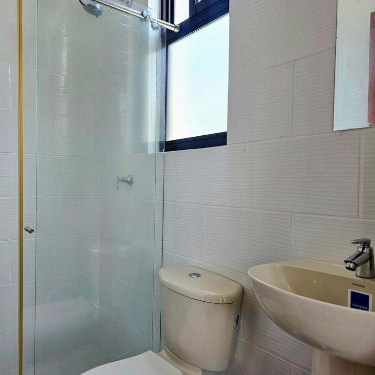 Casa con piscina privada en Lagos del Peñon - Casa de 4 dormitorios - 15