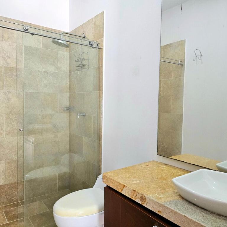 Casa con piscina privada en Lagos del Peñon - Casa de 4 dormitorios - 16
