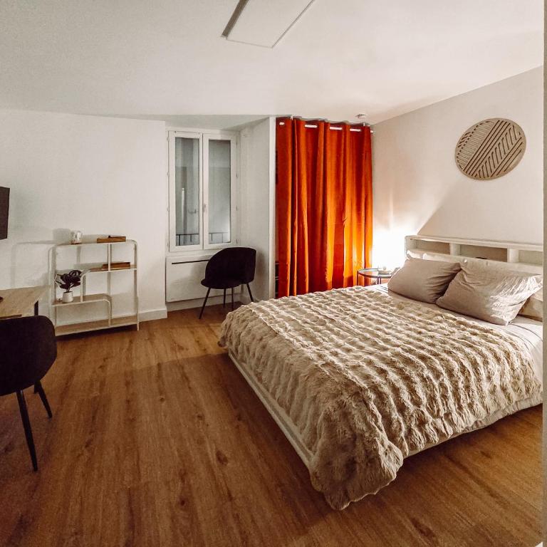 Studio refait à neuf au pied des thermes - Studio - 5