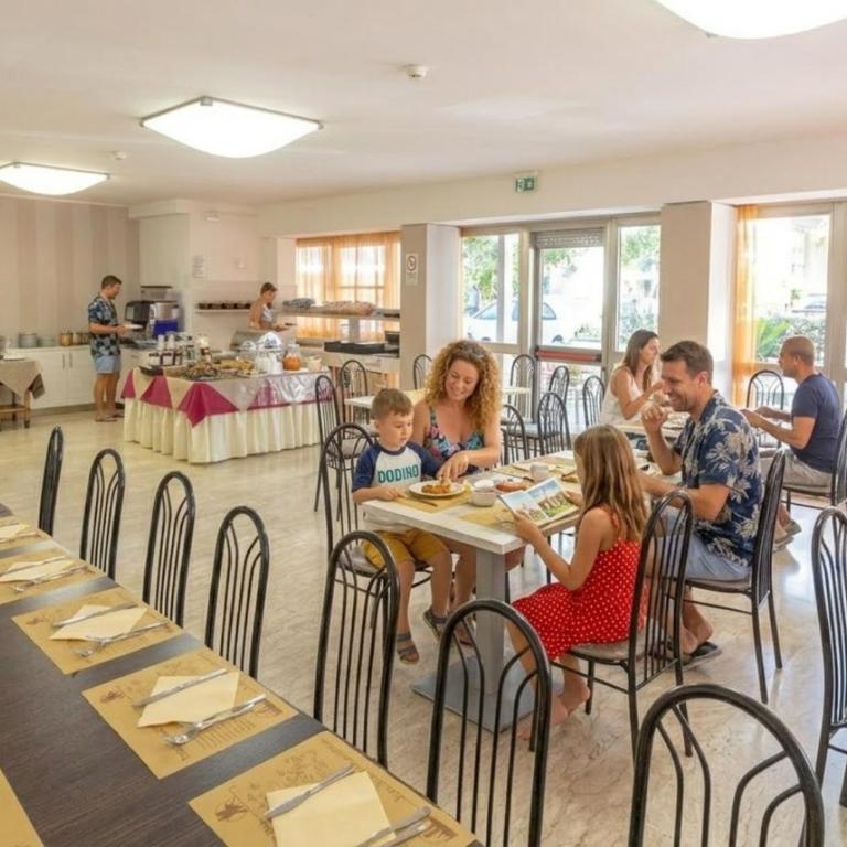 Hotel Consul - Family Hotel - Double or Twin Room - 32