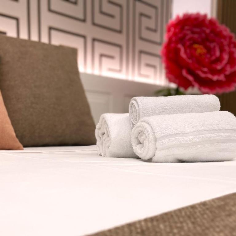 CHARME Flower Rooms - Camera Matrimoniale Deluxe - 1