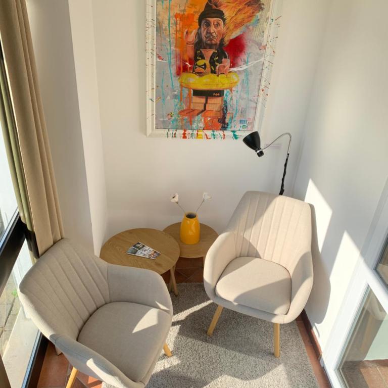 La Villa Como - Double Room with Private Bathroom - 7