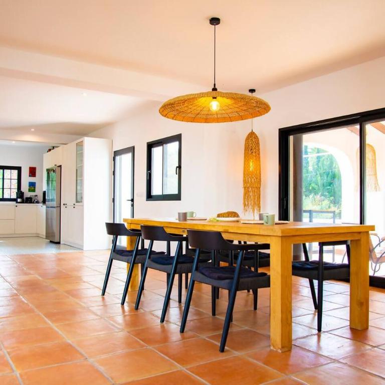 Mediterranean Luxe Villa • 8PAX • Pool • BBQ •Cozy - Villa Deluxe - 23