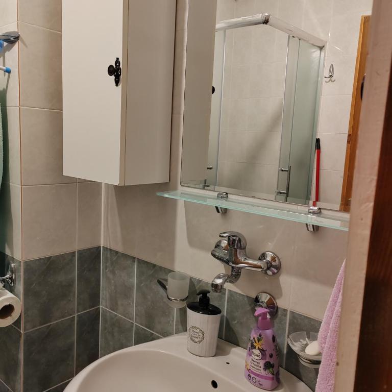 Kućazaodmor - One-Bedroom Apartment - 5