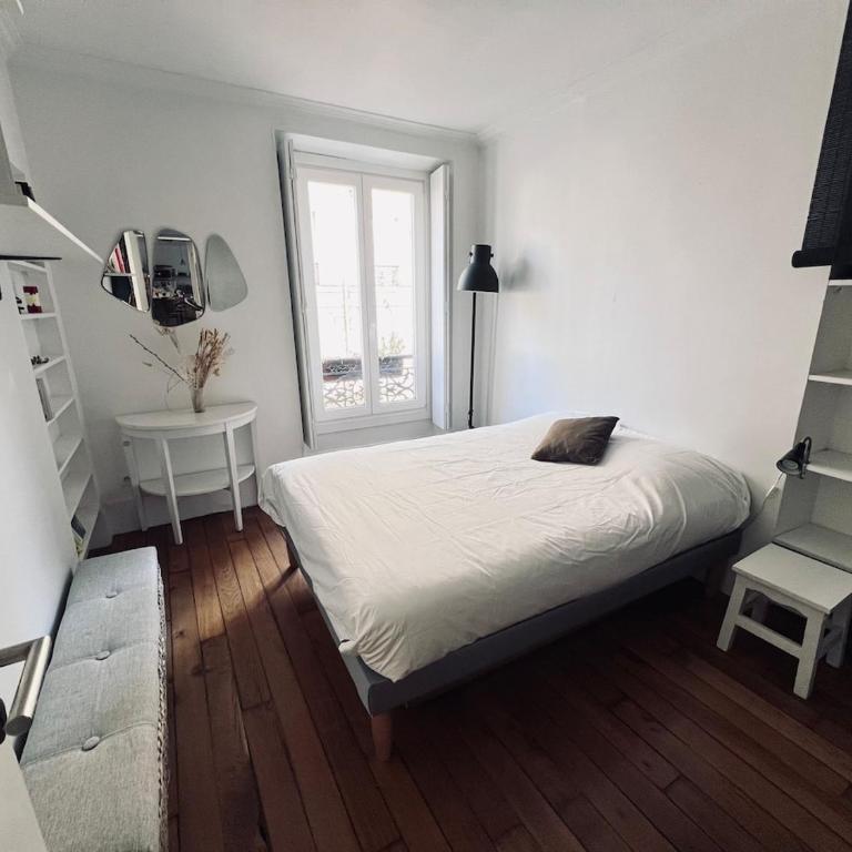 3 chambres Paris centre spacieux, calme & bien situé - Appartement 3 Chambres - 12