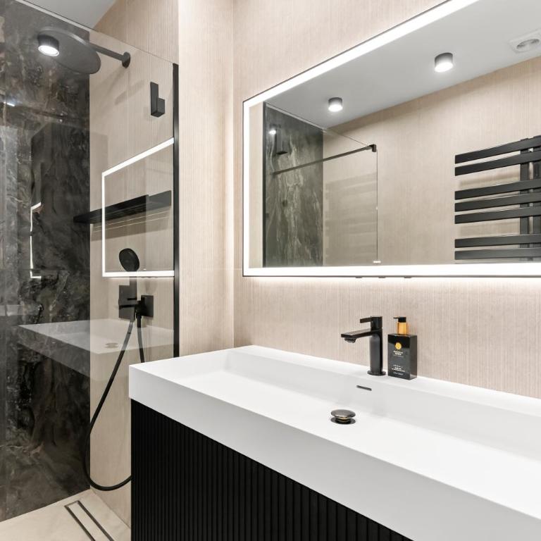 FIRST SEA LINE PUERTO BANUS 2 Bedrooms Apartment in a Private Residential Complex - Apartamento de 2 dormitorios - 6