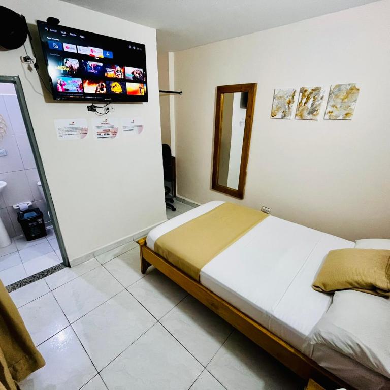 Hotel El Progreso - Económico, Central y Familiar en Armenia - Habitación Individual - 12