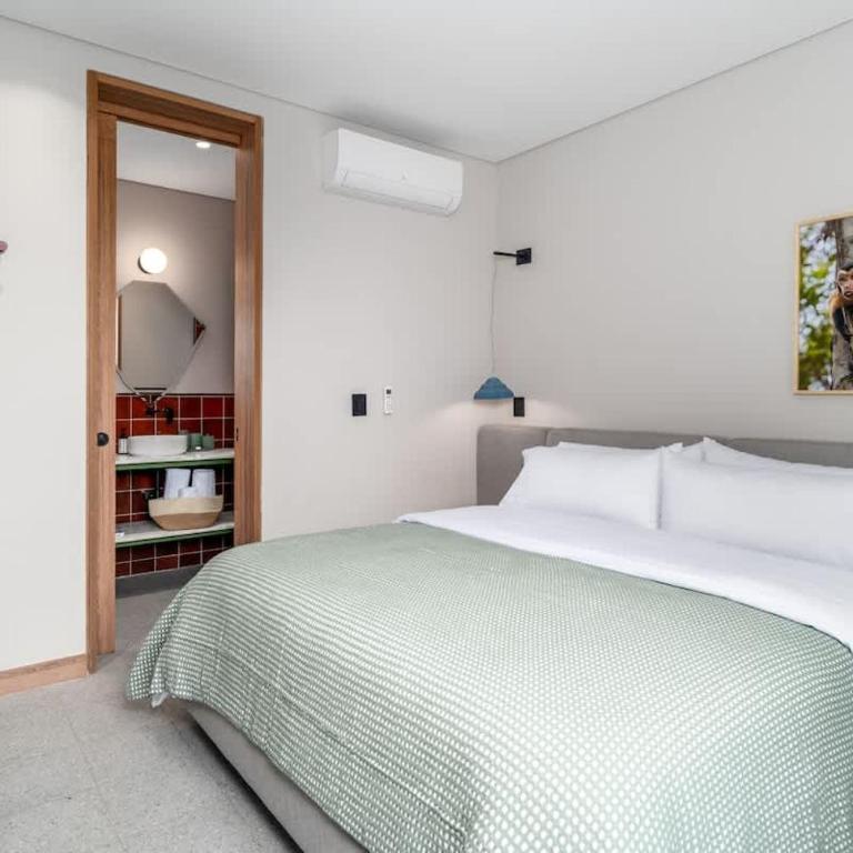 Deluxe 2-Bed -2-Bath Granada Best Location 202 - Apartamento - 2