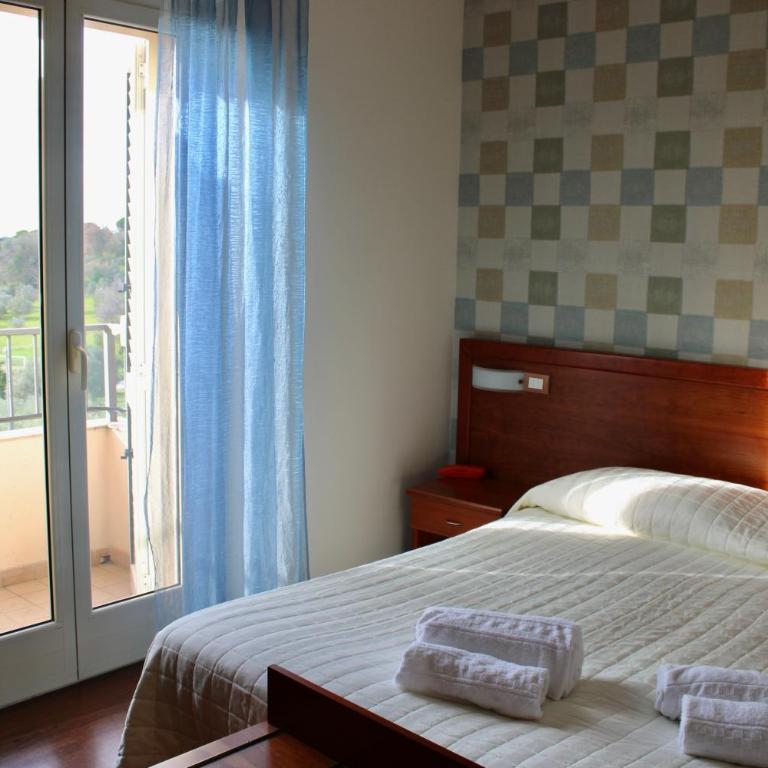 Viole Country Hotel - Camera Matrimoniale Comfort - 8