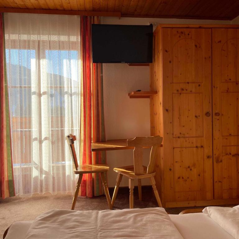 Julius Appartements & Zimmer - Doppelzimmer mit Balkon - 16