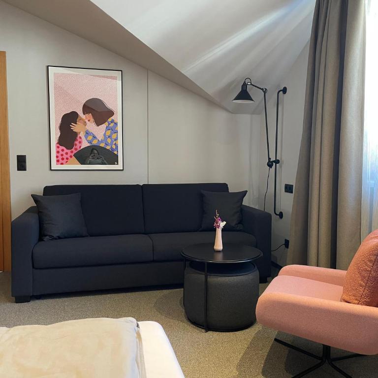 Julius Appartements & Zimmer - Apartment mit 2 Schlafzimmern und Balkon - 9
