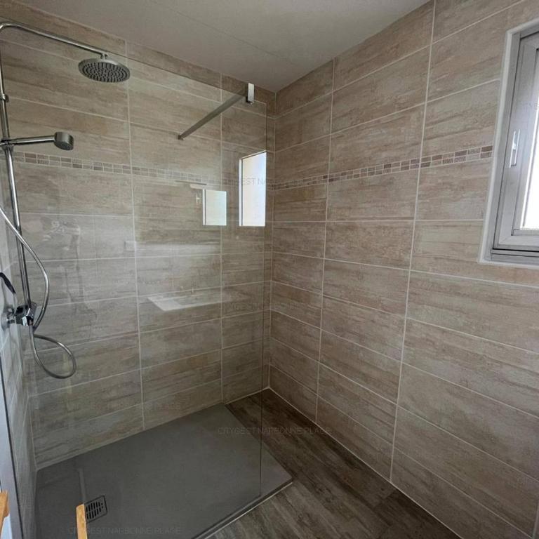 Appartement 2 étoiles à 50m de la plage avec balcon et parking privé - FR-1-619-143 - Apartment - 14