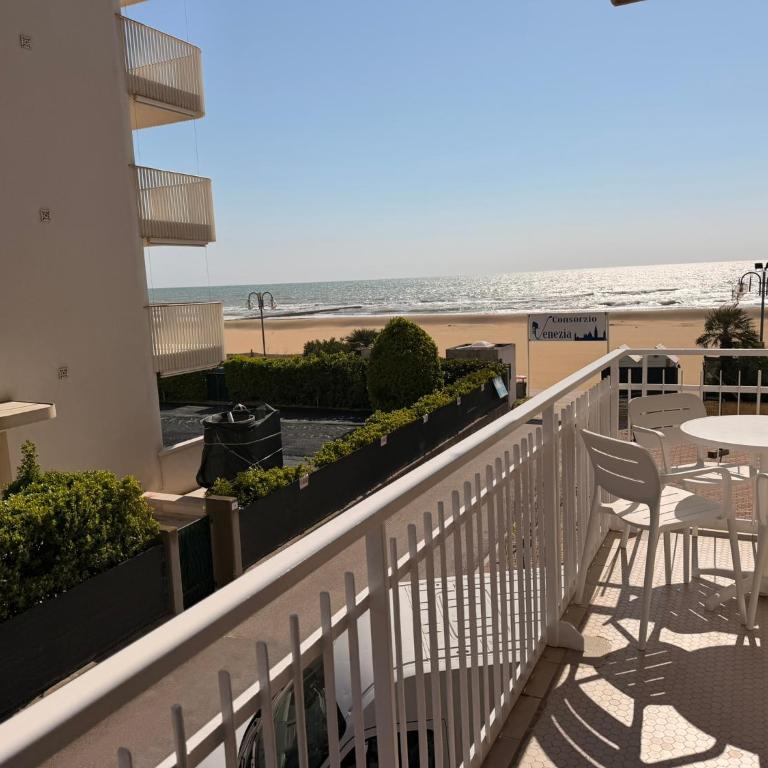 App4rent Family House Sea View - Cima 7 - Appartamento con 3 Camere da Letto - 2