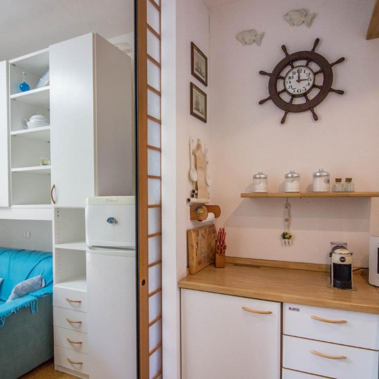 GuestHost - Golfo Aranci Lovely Nest with Veranda - Appartamento con 1 Camera da Letto - 13