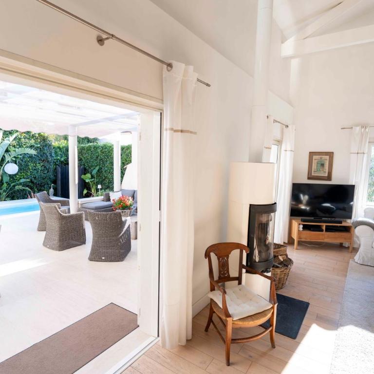 Le Cabanon Cap d Antibes 80 m de la plage - Villa 2 Chambres - 31