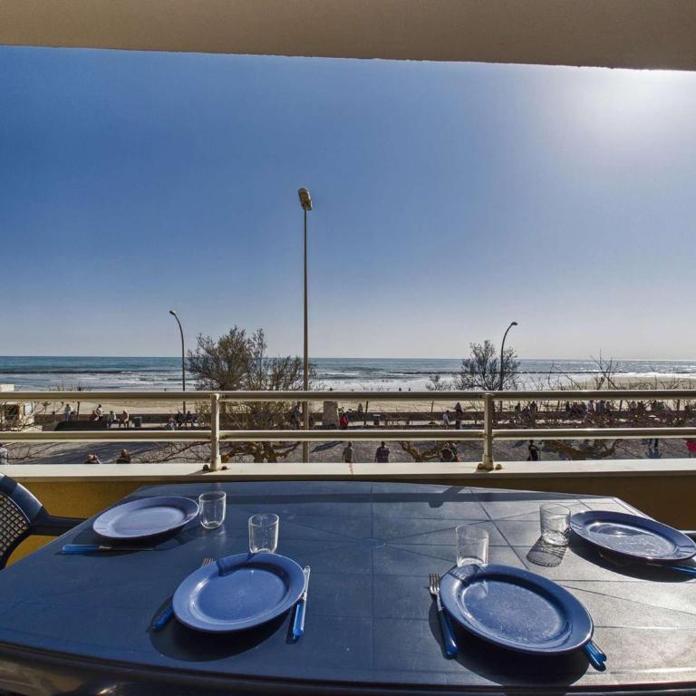 Appartement 3 pièces en bord de mer avec terrasse et parking, 6 personnes - Apartment mit 2 Schlafzimmern - 1