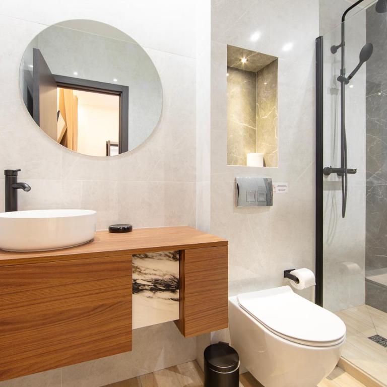 Luxury Apartment - Central Cannes, near Beach & Palais - LRACANNES - IRIS - Appartement 2 Chambres Deluxe avec Balcon - 6