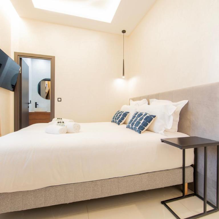 Luxury Apartment - Central Cannes, near Beach & Palais - LRACANNES - IRIS - Appartement 2 Chambres Deluxe avec Balcon - 3