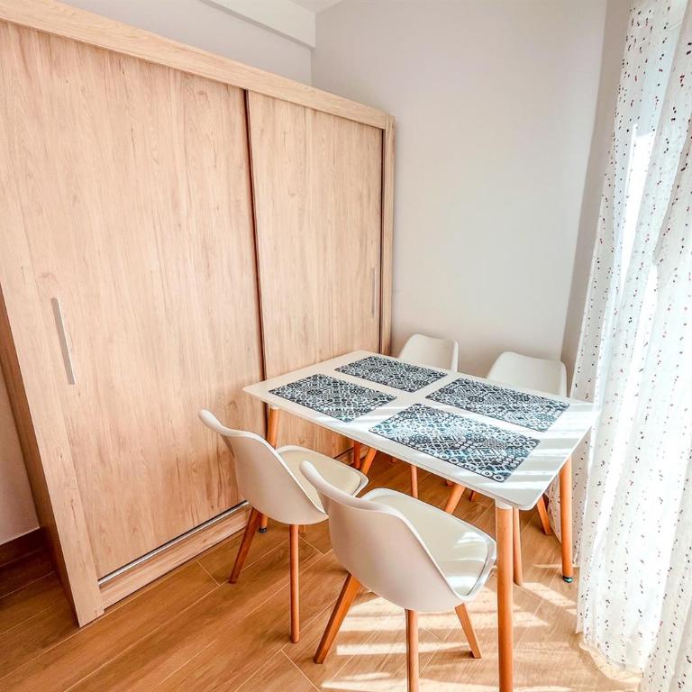 Skol 231 - Studio at Skol Building in Marbella centre with sea views - Apartamento - 16