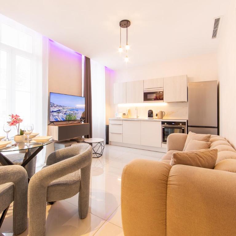 Luxury Apartment - Central Cannes, near Beach & Palais - LRACANNES - ROSE - Appartement 2 Chambres Deluxe avec Balcon - 4