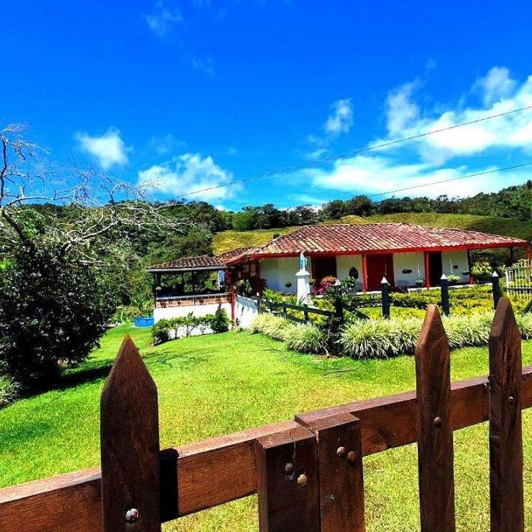 Finca Las Acacias Ecohome - Four-Bedroom House - 4