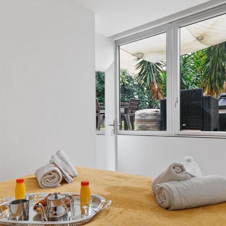 TheBlueStay 260 - Apartment terrace with AC - Appartement 1 Chambre avec Terrasse - 8