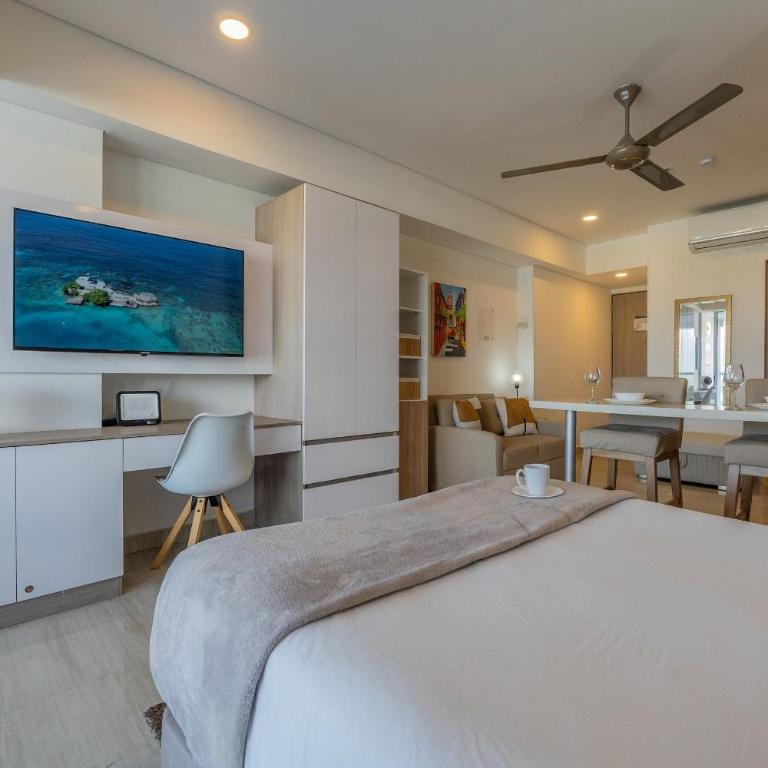 Suite Amanecer Hermoso Vista al Lago-Crespo CB736 - Studio with Balcony - 9