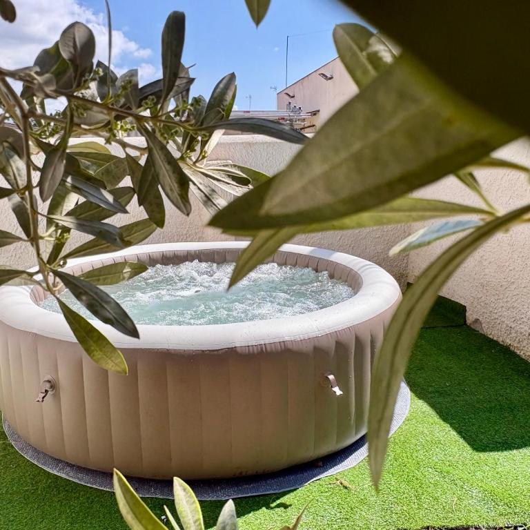 Villa Luxe Heated hydromassage mini-pool WI-FI P-Privato AC Garden Patio BBQ Near the Sea - Villa Deluxe - 19