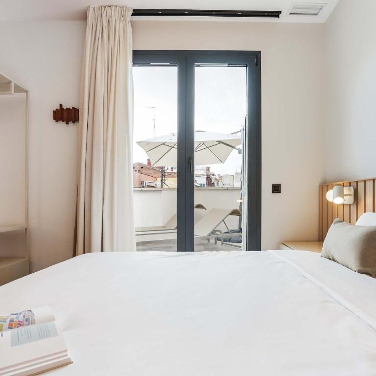 Numancia Apartments by Olala Homes - Two-Bedroom Apartment - 20