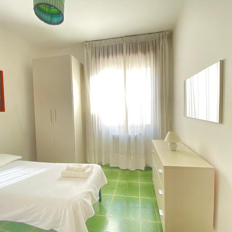 Lungomare Bella Vista Gallipoli - Appartamento con 3 Camere da Letto - 90
