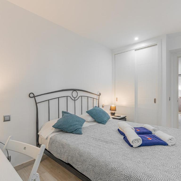 Apartment La Perla By Home Villas 360 - Three-Bedroom Apartment - 13