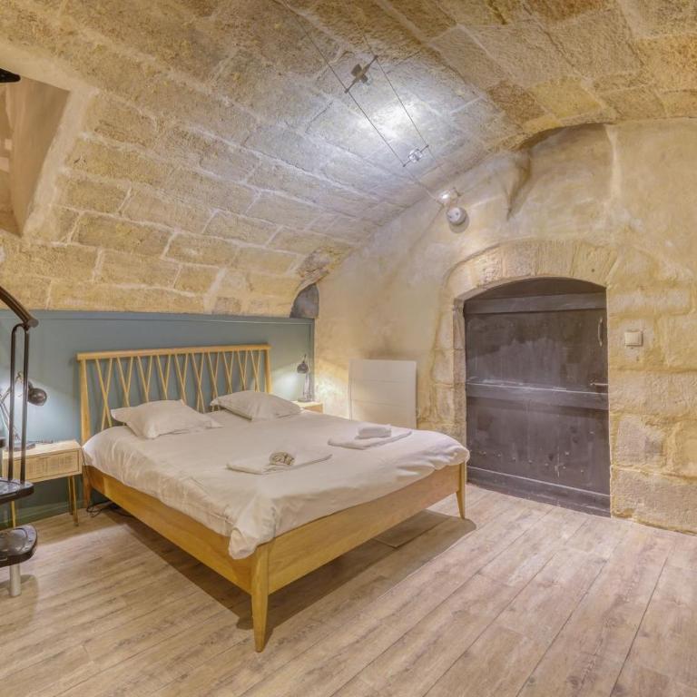 Loft d’exception dans un ancien chai avec parking et terrasse - Cœur de Bordeaux - Loft - 12