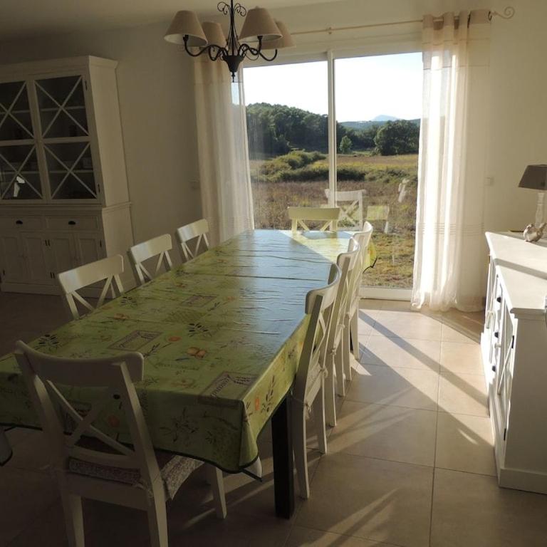 Villa tout confort, superbe vue dégagée, piscine chauffée, raccdt fibre - Maison 4 Chambres - 21