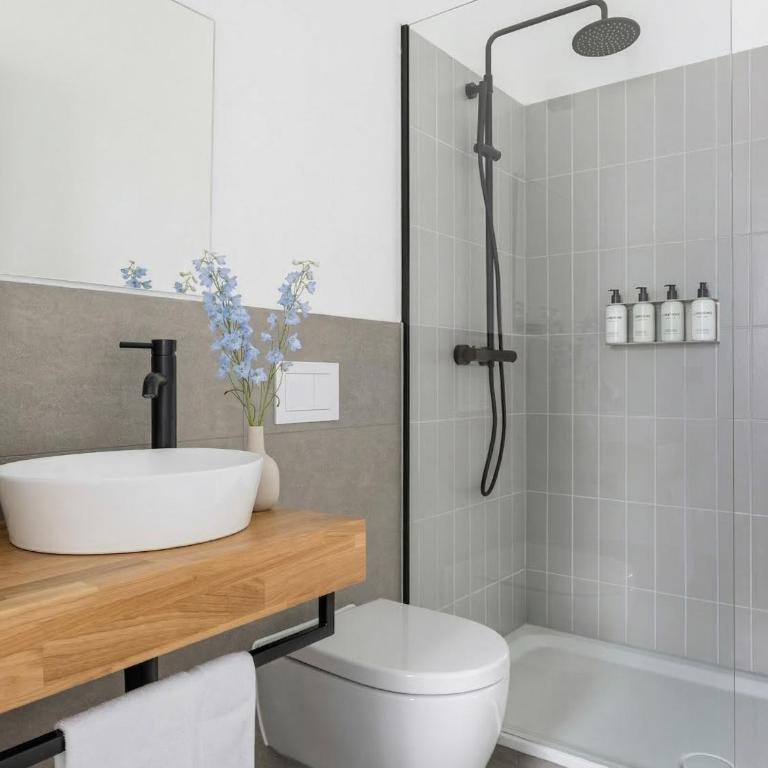 Limehome Augsburg Annastraße - Suite S - 11