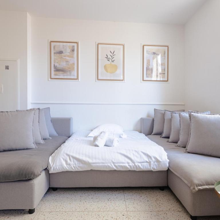Bright Apartment Renovated in Center of Old Antibes - Superior Apartment - 7