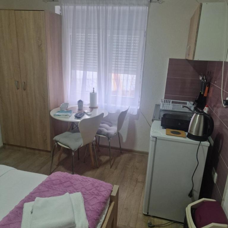 Apartmani ALBION - Double Room - 3