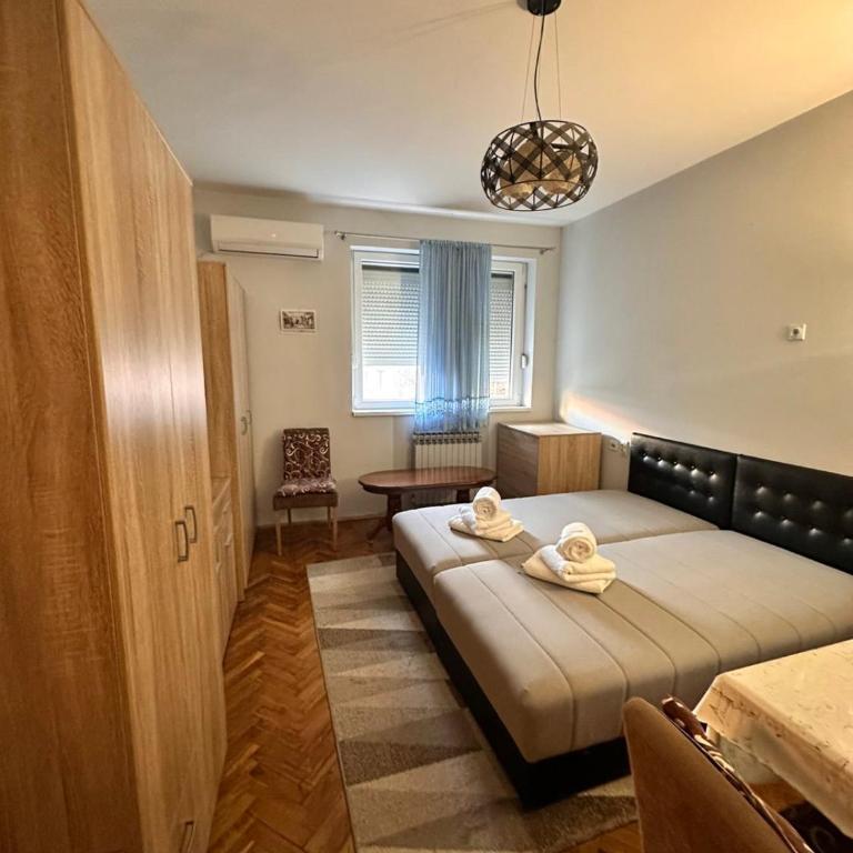 Queen centar - Apartman sa 1 Spavaćom Sobom - 1