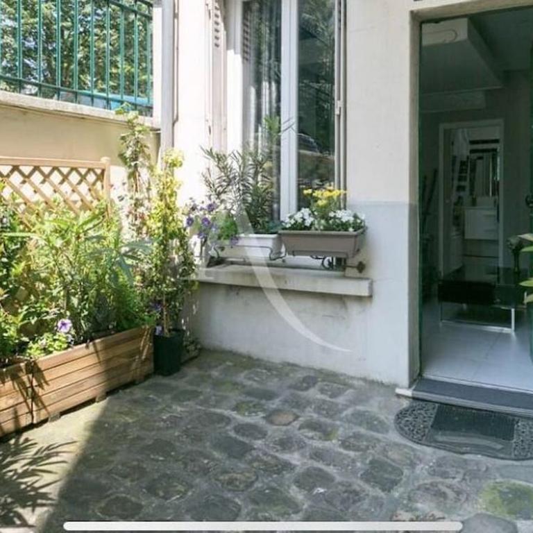 Studio Apartment Small renovated house in Paris - Appartement 1 Chambre - 4