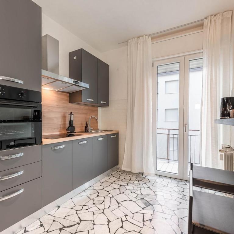 10 min by train from Venice Island - Metropolitan Mestre - Appartamento con 2 Camere da Letto - 4