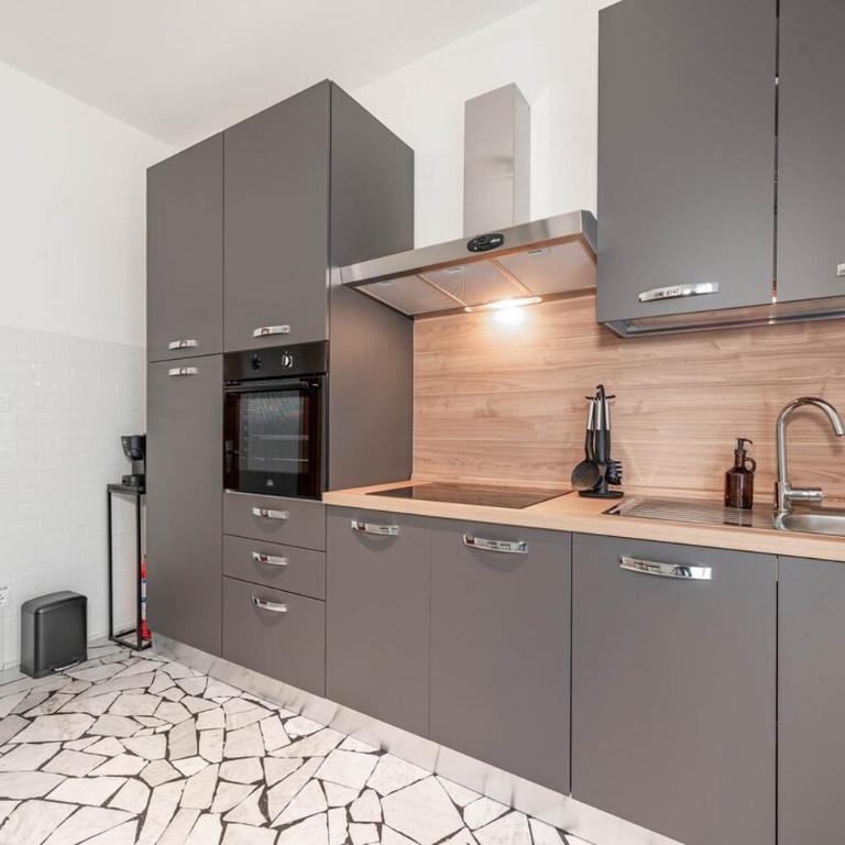 10 min by train from Venice Island - Metropolitan Mestre - Appartamento con 2 Camere da Letto - 21